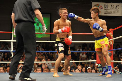 宮越選手 vs 水落選手