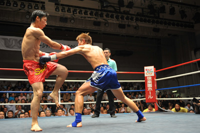 大和侑也選手 vs 宮越宗一郎選手