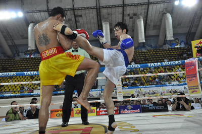 ジョムトーン・チューワッタナ選手 vs 増田博正選手