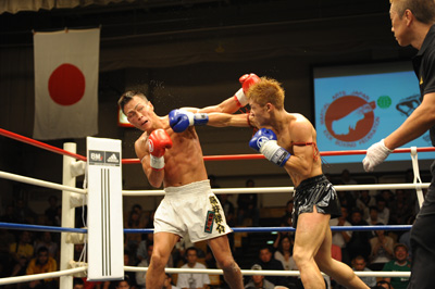 Hiroki Akimoto vs Yosuke Morii